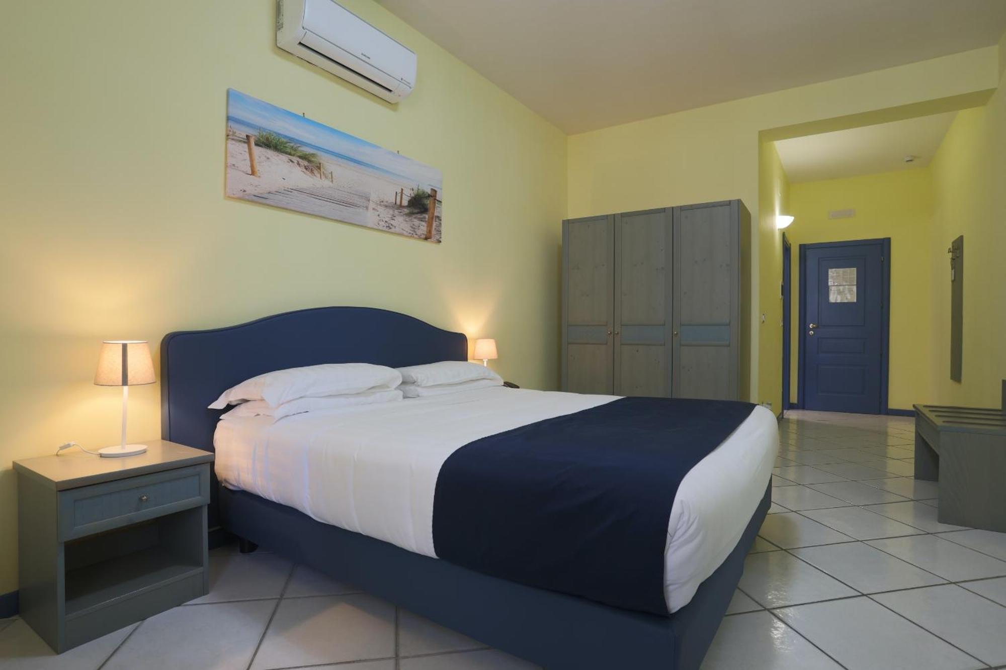 Hotel Centro Congressi Polo Nautico Σαλέρνο Εξωτερικό φωτογραφία